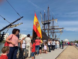 Victoria - vuelta mundo - Puerto Almería