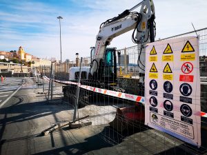 puerta-acceso-pescadera-obras