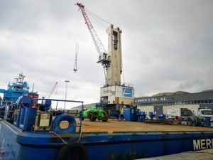 Nueva grúa de Ronco para el Puerto de Almería