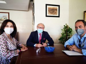 Reunión del presidente de la APA con la presidenta provincial de la AECC