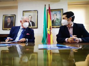 Firma del contrato de obras de remodelación del Puerto Pesquero de Almería