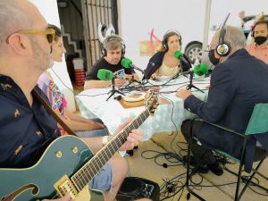 El presidente de la APA, en un programa de radio de Onda Cero, realizado desde el Faro de Almería