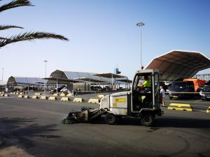 Servicio de limpieza del Puerto de Almería