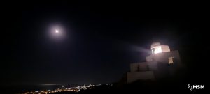 Prueba de alcance de luz en el faro de Mojácar