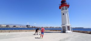 Un momento de la grabación del video del Poli Almería en el Faro de Poniente