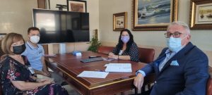 Reunión del presidente de la APA con directivos de Amigos de la Alcazaba