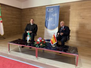 El presidente de la APA y el presidente de la Confederación Argelina de Empresarios
