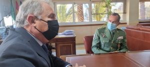 Jesús Caicedo y el coronel Gomáriz, en un momento de la reunión