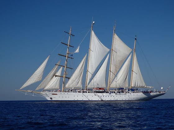 El lujoso velero-crucero hará escala en Almería este sábado