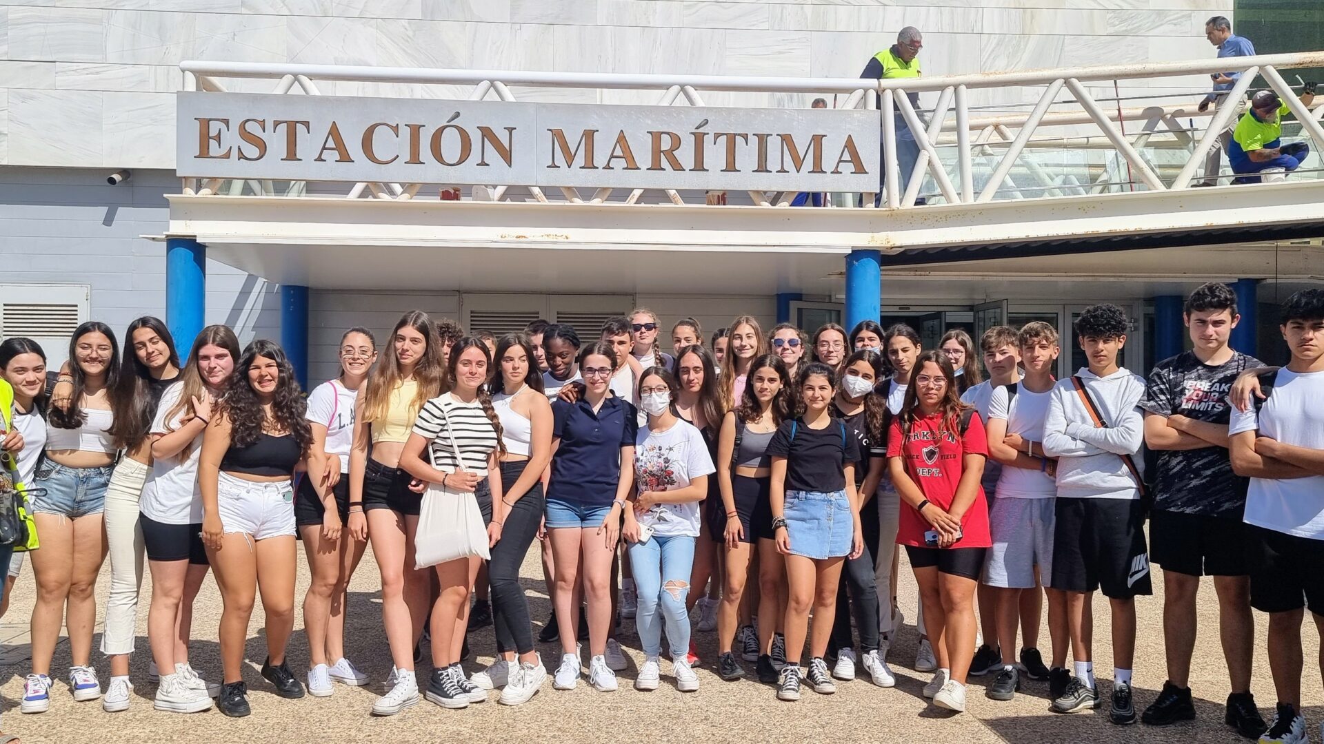 Alumnos del IES Sabinar de Roquetas Mar visitan el Puerto de Almería – Portuaria de Almería
