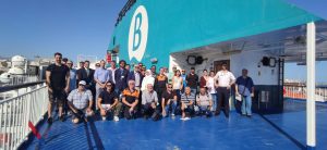 Los participantes en las jornadas, en un ferri de Baleària