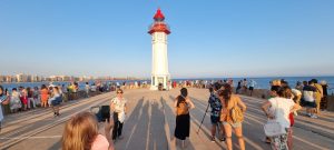 Un instante del Atardecer en el Faro del día 20 de julio