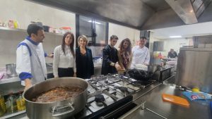 La presidenta de la APA, en la inauguración del restaurante Marítima', en el Puerto